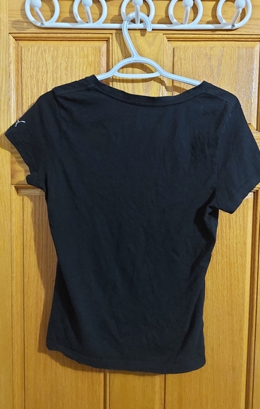 Puma black t-shirt v m-neck with whit logo size UK 12 - Picture 2 of 3